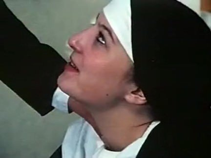 Ретро Порно Нимфоманка монахини (Классика) 1970-х (датский) видео