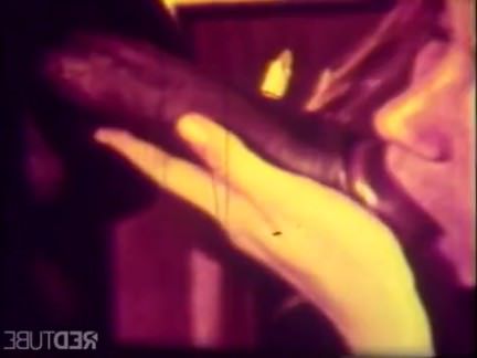 Ретро Порно Нетерпеливый хвост забивает 12 дюймов видео